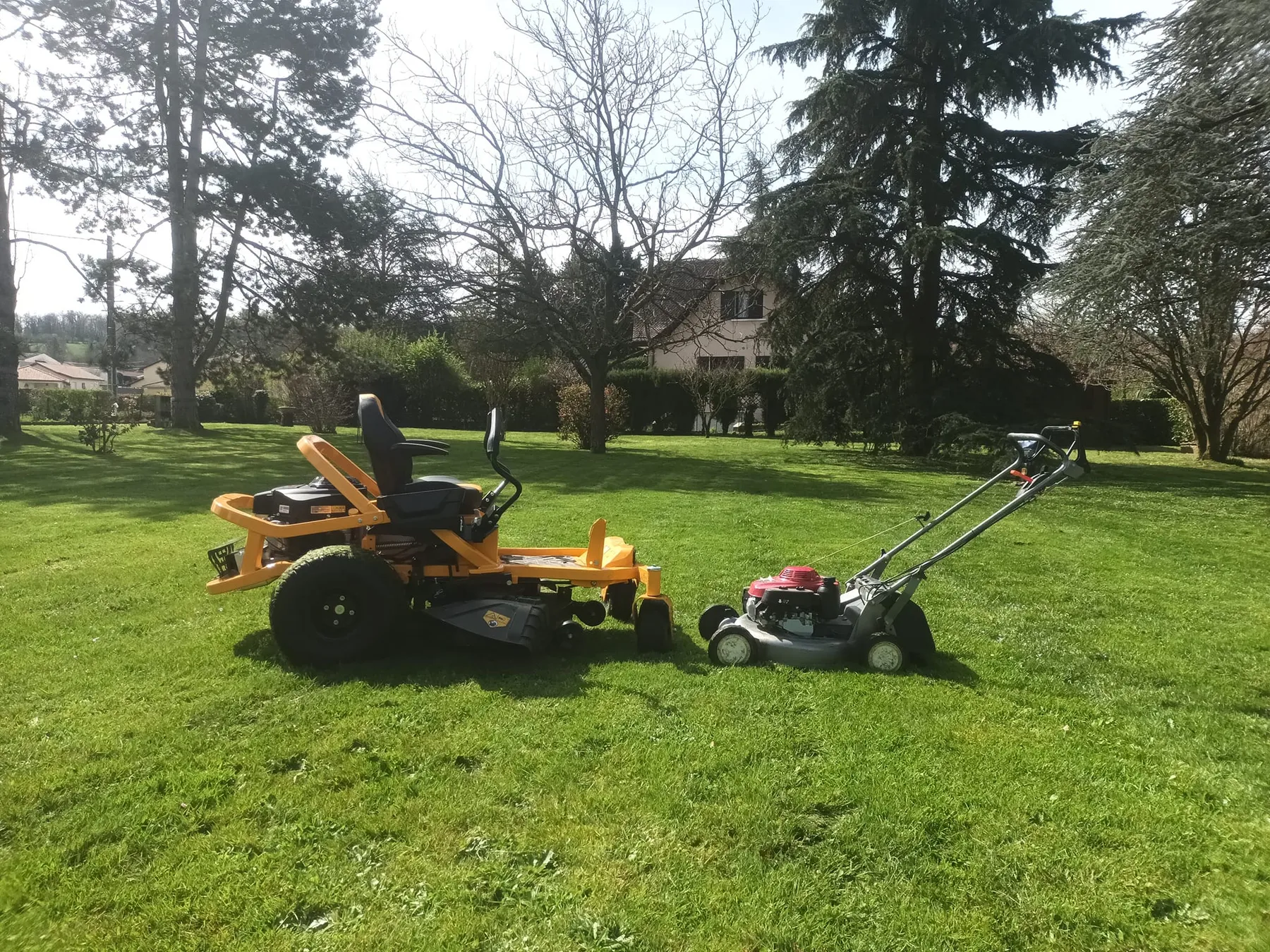 Tonte et entretien de grandes surfaces